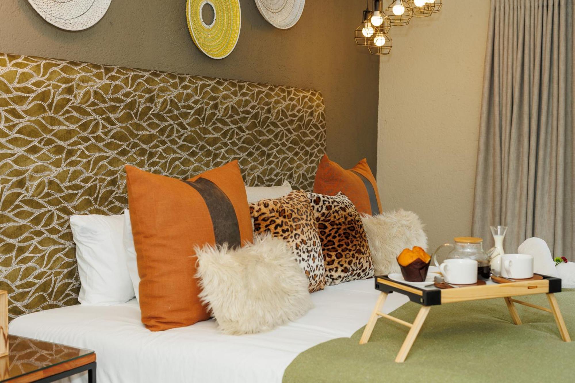 Pumbaa Wildlife Park & Accommodation Mbombela Exterior foto